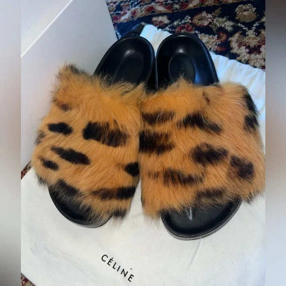 Céline faux fur sandals - Picture 2 of 7
